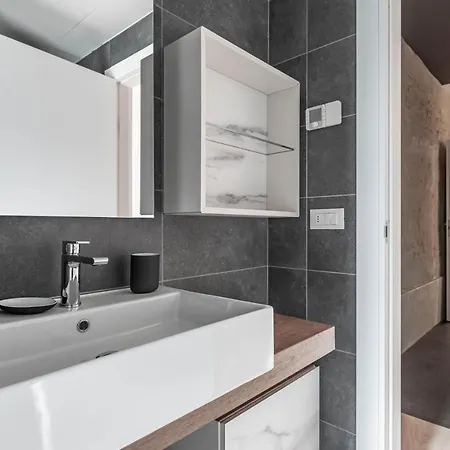 Palazzo '900 Design Flats - Il Fondatore * Padova